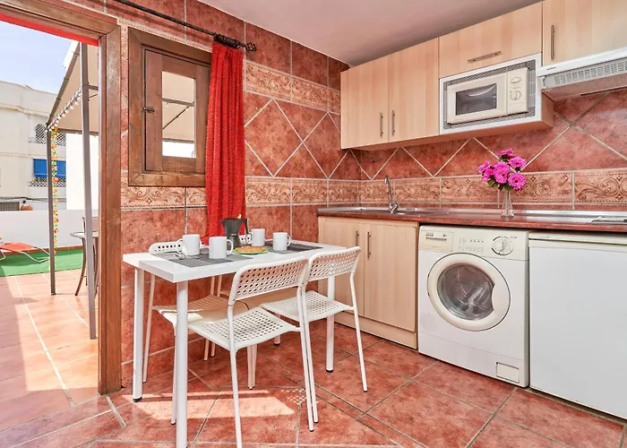 Estudio 1 D En El Centro De Апартаменты Нерха